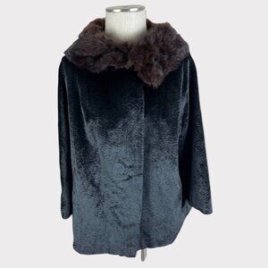 Black Cape Womens Stole Coat Faux Fur with Collar Pockets